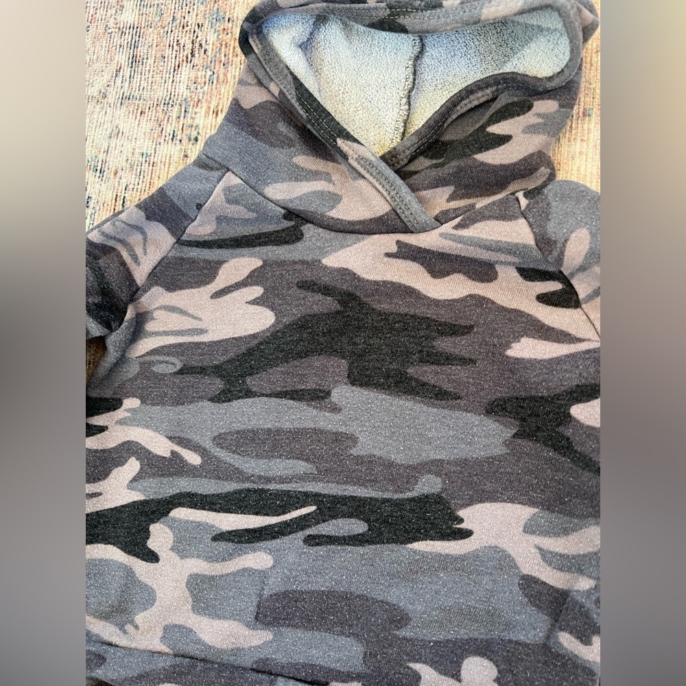 Childhood clothing Kids Camouflage Hoodie - Picture 2 of 3